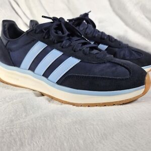 Adidas Women's Navy and Sky Blue Shoes